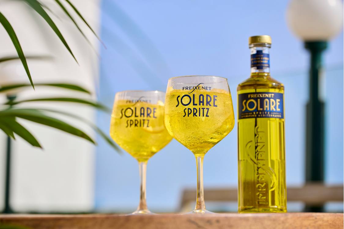 Ochutnejte Středomoří: Freixenet Solare Spritz je nejstylovější drink sezóny 